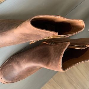 Sperry leather boots brand new